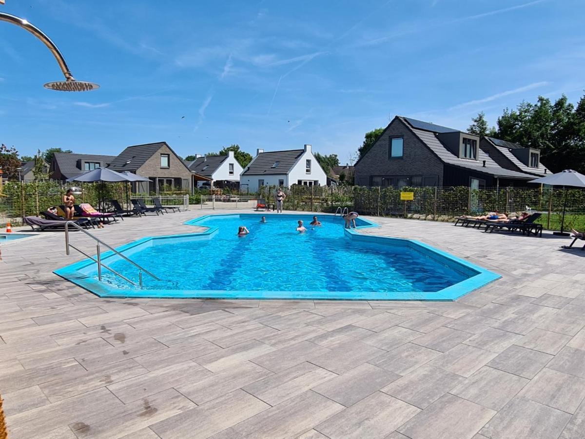 Chalet 516 Op Recreatiepark De Wielen シント・マールテン エクステリア 写真